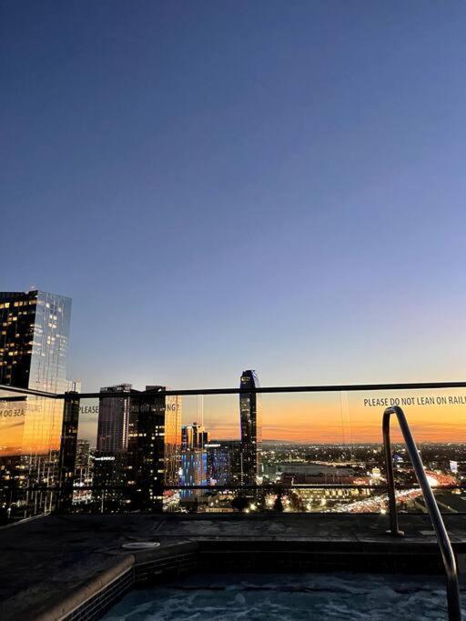Luxury Highrise Downtown La *